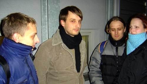 Da stehen sie und warten.